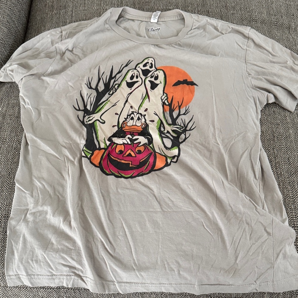 Disney Gray Halloween Ghosts Short Sleeve Tee